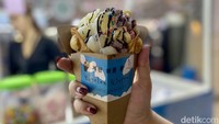 Dibukanya area indoor G Town Square ini menambah jumlah tenant yang sebelumnya sudah ada 69. Pilihan kulinernya pun beragam. Tenant kuliner di area indoor ini tersedia di dua lantai. Foto: detikcom/Riska Fitria
