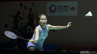 Ratchanok Intanon memenangi gim kedua dengan skor 25-23.
