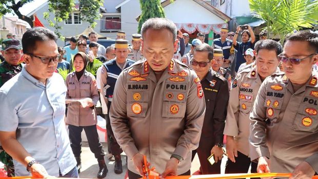 Kapolrestabes Makassar Kombes Ngajib meresmikan Balla Barakka. Dokumen Istimewa