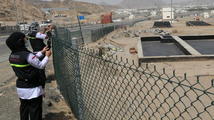 Suasana Muzdalifah yang akan digunakan jamaah seluruh dunia untuk mabit atau bermalam sebelum menuju Mina saat puncak ibadah haji di Mekah, Arab Saudi, Jumat  (16/6/2023). ANTARA FOTO/Wahyu Putro A