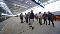 Pengujian dilakukan menggunakan CIT atau Kereta Inspeksi dan diikuti oleh Wakil Menteri II BUMN Kartika Wirjoatmodjo, Deputi Bidang Koordinasi Investasi dan Pertambangan Kemenkomarves Septian Hario Seto, Direktur Jenderal Perkeretaapian Kemenhub Mohamad Risal Wasal, Direktur Utama KCIC Dwiyana Slamet Riyadi, Direktur Utama KAI Didiek Hartantyo beserta jajaran terkait lainnya.
