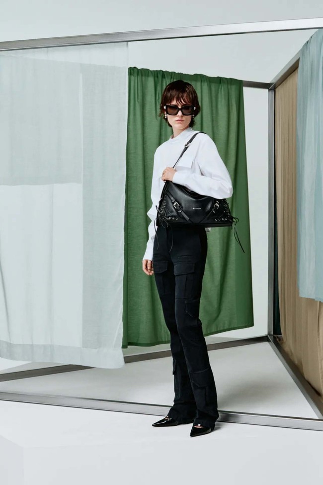 Inilah koleksi terbaru Givenchy Resort 2024. Foto: dok. Givenchy.
