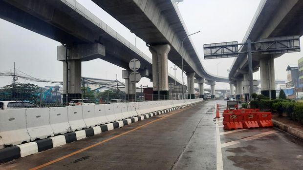 Lokasi tabrak lari tewaskan pemotor di Cakung, Jakarta Timur (Annisa-detikcom)