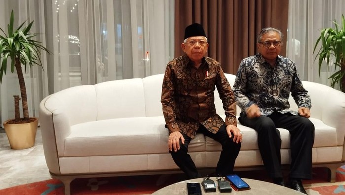 Maruf Amin melakukan pertemuan makan malam dengan Gubernur Wilayah Samarkand Uzbekistan, Erkinjon Turdimov, di Mezana Restaurant (Matius Alfons/detikcom)