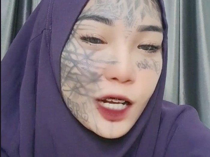 Mondy Tatto, anak punk viral