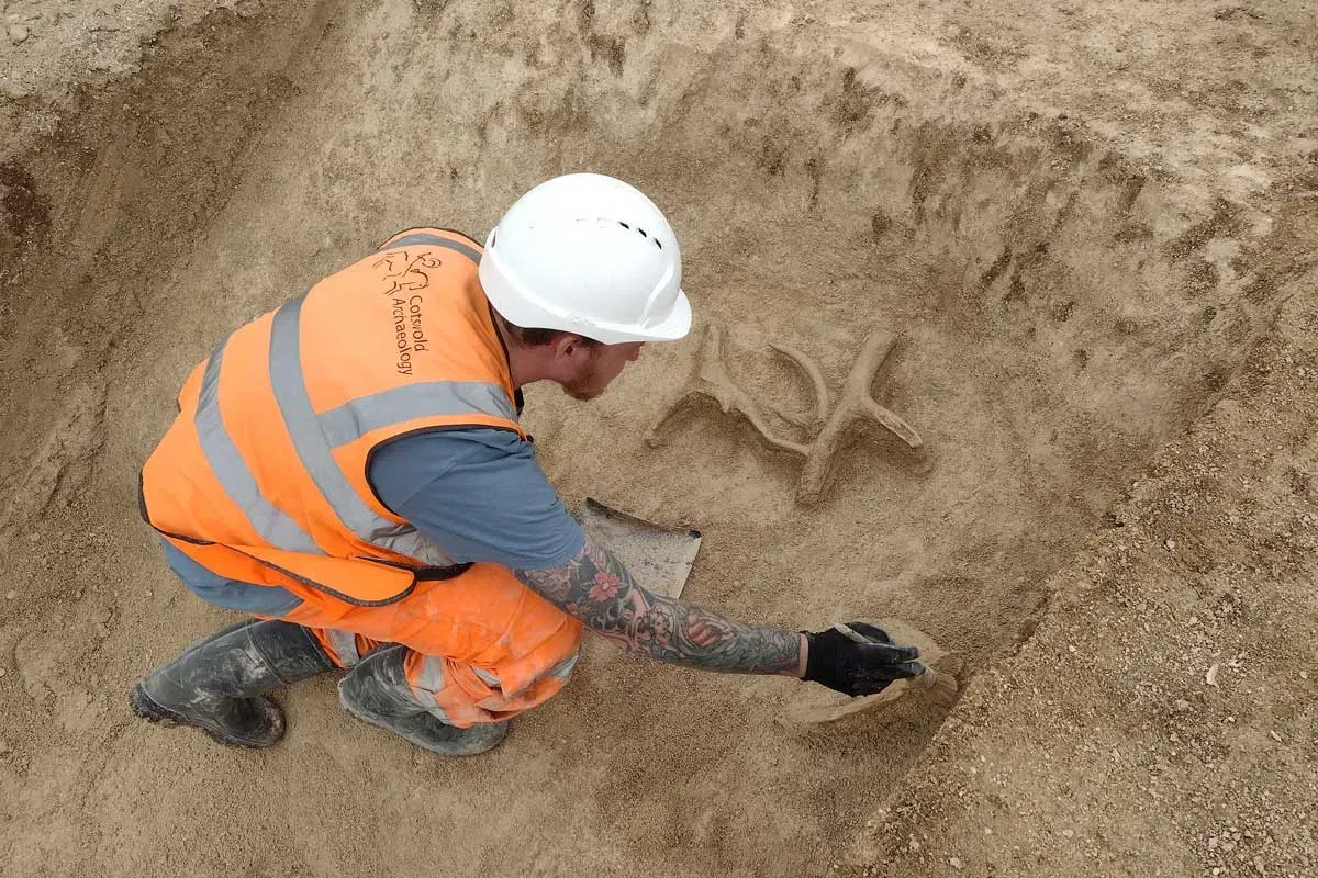 Pemakaman purba 4.400 tahun dekat Stonehenge.