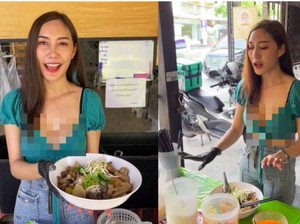 Penjualnya Cantik dan Seksi, Warung Mie Ini Laris Manis