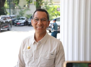 Pakai Mobil Hybrid Jadi Kendaraan Dinas, Heru Budi Bilang Begini