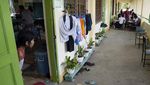 Sekolah Jadi Pengungsian, Siswa Filipina Belajar di Lorong-Halaman
