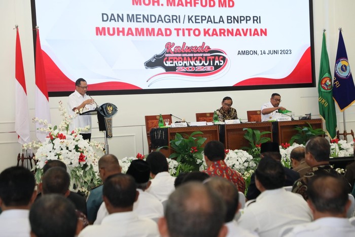 Menteri Dalam Negeri (Mendagri) Muhammad Tito Karnavian memberikan pengarahan umum pada acara Gerakan Pembangunan Terpadu Perbatasan (Gerbangdutas) Tahun 2023 di Maluku Barat Daya