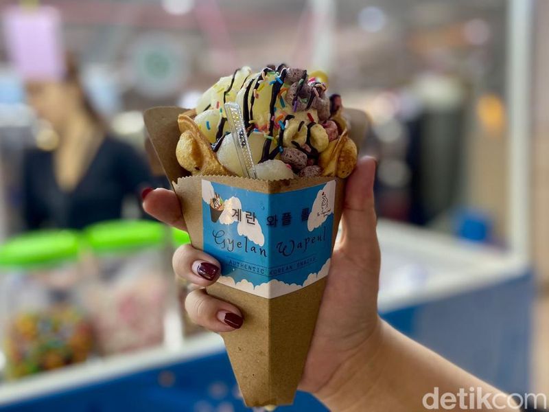 5 Jajanan Baru Lezat di G Town Square, Roti Thailand hingga Es Krim Semangka