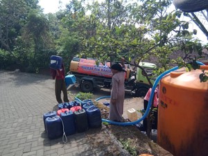 Krisis Air Bersih Landa 3 Desa di Kaki Gunung Penanggungan Mojokerto