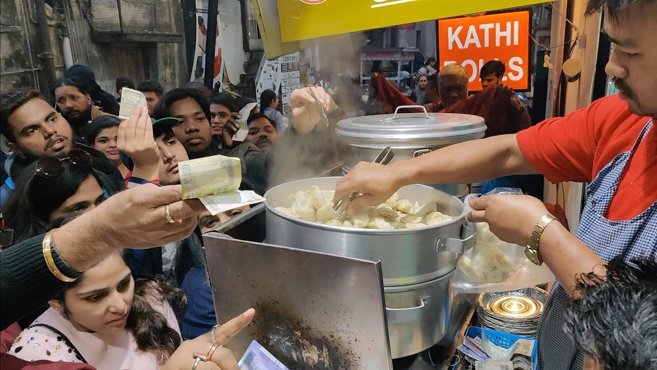 Disangka Meninggal Dunia, Pria Ini Ternyata Asyik Makan Pangsit