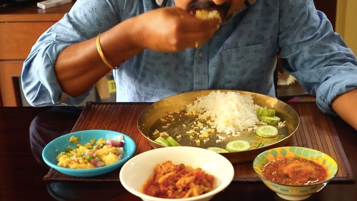 Disangka Meninggal Dunia, Pria Ini Ternyata Asyik Makan Pangsit