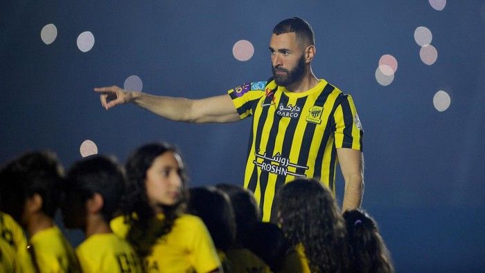 Soccer Football - Welcome ceremony for Karim Benzema after joining Al-Ittihad - Jeddah, Saudi Arabia - June 8, 2023 Al-Ittihads Karim Benzema during his presentation. REUTERS/Stringer