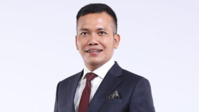 Komisaris Independen PTBA Rahmat Hidayat Pulungan