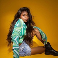 Dari situ, kehidupannya berubah. Hidupku berubah. Sebelumnya aku tidak ada di poster, di koran, di televisi tapi sekarang aku ada di mana-mana. Semua orang mengenaliku dan meminta selfie. Aku bangga dengan diriku sendiri, ujarnya.Foto: Instagram Maleesha Kharwa