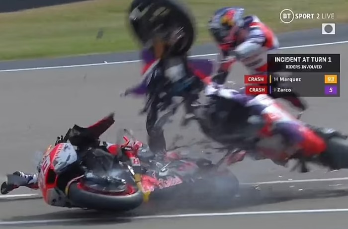 Marc Marquez hantam Johann Zarco di MotoGP Jerman.