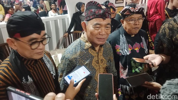 Menko PMK Muhadjir Effendy saat menghadiri Blitar Jadoel.