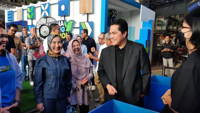 Nicke Widyawati dan Erick Thohir.