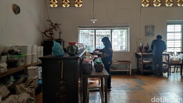 Pabrik kopi Margo Redjo yang kini berubah nama menjadi Dharma Boutique Roastery di Jalan Wotgandul Barat No 14 Semarang. Foto diunggah pada Sabtu (17/6/2023). Foto: Afzal Nur Iman/detikJateng