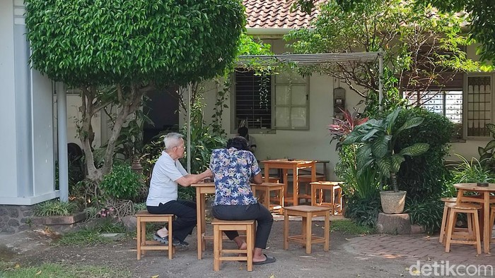 Pabrik kopi Margo Redjo yang kini berubah nama menjadi Dharma Boutique Roastery di Jalan Wotgandul Barat No 14 Semarang. Foto diunggah pada Sabtu (17/6/2023). Foto: Afzal Nur Iman/detikJateng