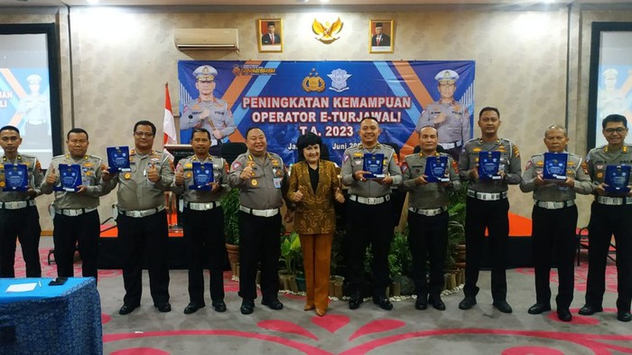 Ditlantas Polda Kalteng Raih Peringkat 2 E-Turjawali dari Korlantas Polri