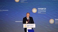Putin mengatakan bahwa pengerahan senjata nuklir taktis Rusia ke Belarusia akan dilakukan secara bertahap hingga akhir tahun ini. Ramil Sitdikov/Host photo agency Ria Novosti via Reuters. 