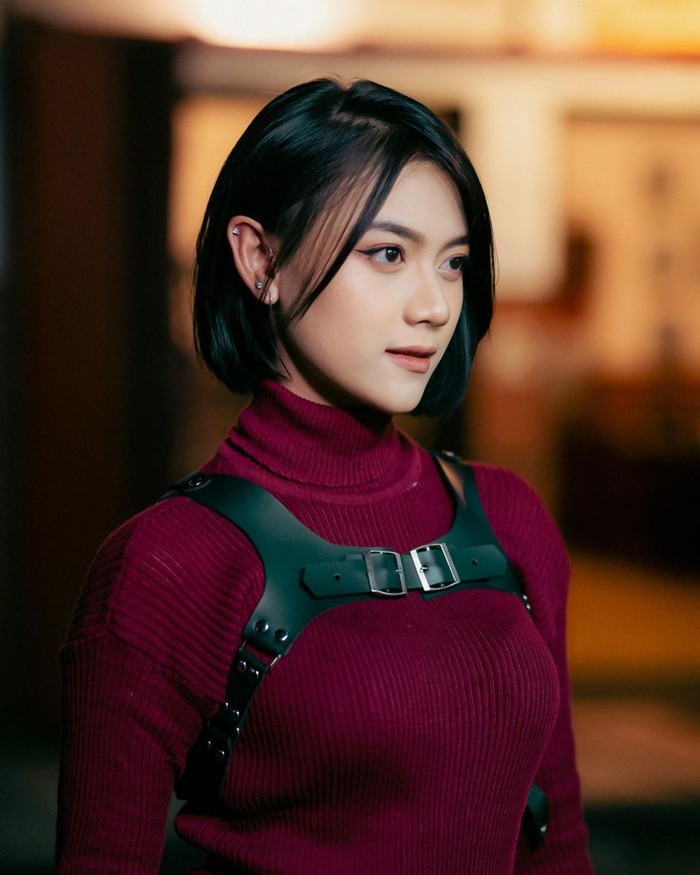 5 Potret Shella Fernanda Cosplay Jadi Ada Wong Resident Evil