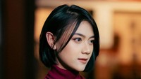 Shella Fernanda memamerkan jadi Ada Wong di Instagram. (Foto: dok Instagram)