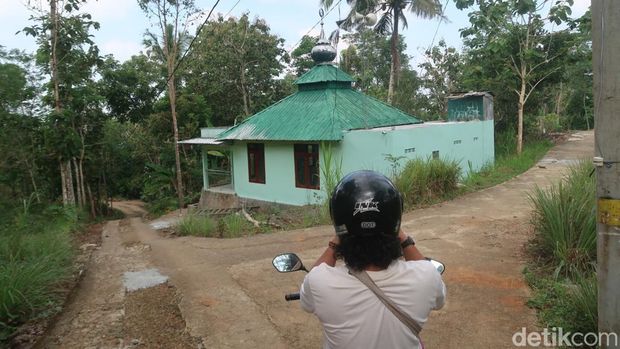 Suasana di kawasan Kampung Pitu, Pedukuhan Nglanggeran Wetan, Kalurahan Nglanggeran, Kapanewon Patuk, Kabupaten Gunungkidul, Jumat (16/6/2023).