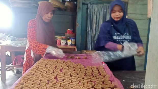 Wajik kletik, salah satu jajanan tradisional legendaris dari Kecamatan Kalibening, Banjarnegara. Foto diunggah Sabtu (17/6/2023).
