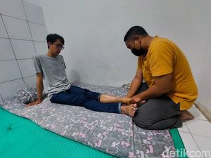 Kala Bengkel Tulang Citapen Jadi Pengobatan Andalan Warga