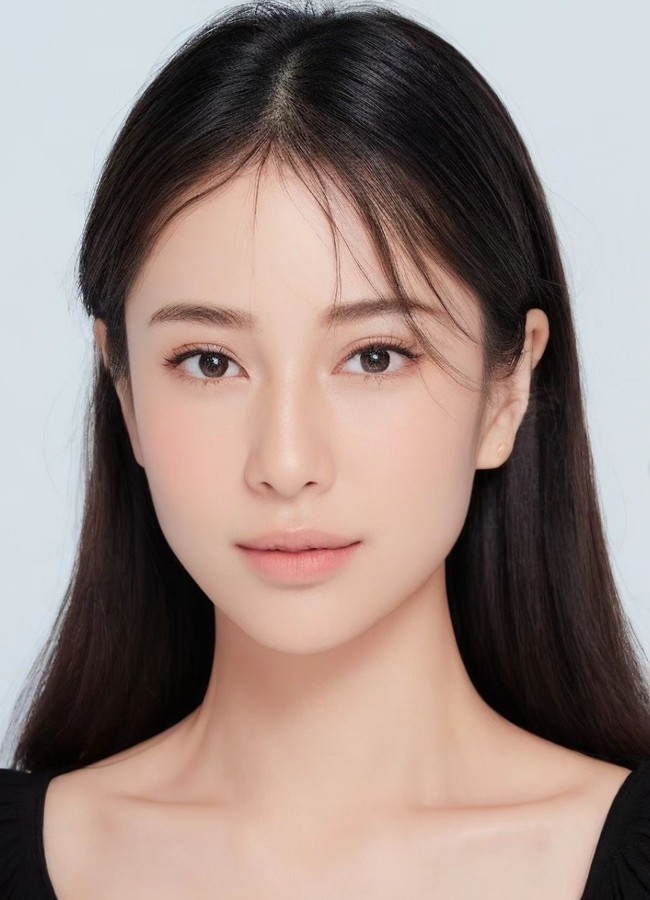 “Nah ini aplikasinya nyerah sama mba dian,” komentar salah satu netizen yang dibalas dengan emoji tertawa netizen lainnya. Foto: Instagram/@rherealdisastr