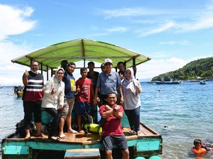 Pamer Keindahan Taman Laut Olele, Fadel Muhammad: Surganya Divers Dunia
