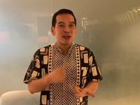 Ulah ODGJ di Stasiun Gang Setiong, Dorong Satpam hingga Nyaris Tertabrak KRL