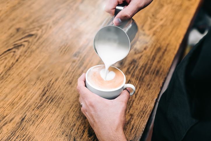 Apa Benar Minum Kopi Mengganggu Pertumbuhan? Ini Penjelasannya