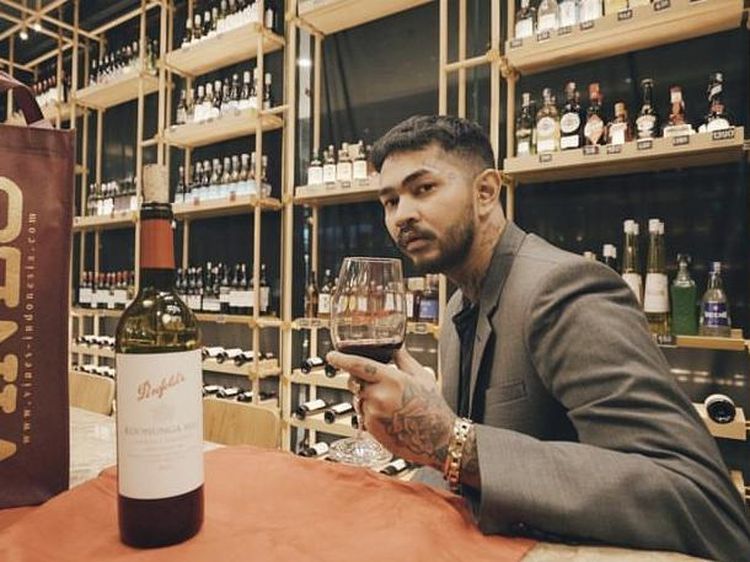 Kulineran Onadio Leonardo Makan Gudeg Bromo hingga Martabak