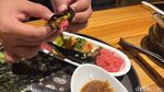 Menikmati Sashimi hingga Nasi dalam Wadah Batu Panas di Resto Jepang PIK