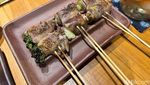 Menikmati Sashimi hingga Nasi dalam Wadah Batu Panas di Resto Jepang PIK