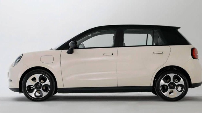 Mobil listrik JAC Yiwei 3 EV
