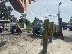 Pemotor Masih Lewat Lintasan Liar Citayam, KAI: Sudah Diimbau ke Tempat Resmi