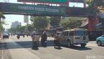 Spanduk Bonek Warnai Kota Surabaya di HUT Ke-96 Persebaya
