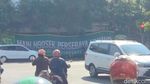 Spanduk Bonek Warnai Kota Surabaya di HUT Ke-96 Persebaya