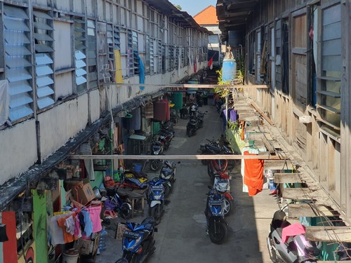 Suasana di kampung Pondok Rukun di Jalan Tukad Baru, Pemogan, Denpasar, Minggu (18/6/2023). (Ronatal Siahaan)