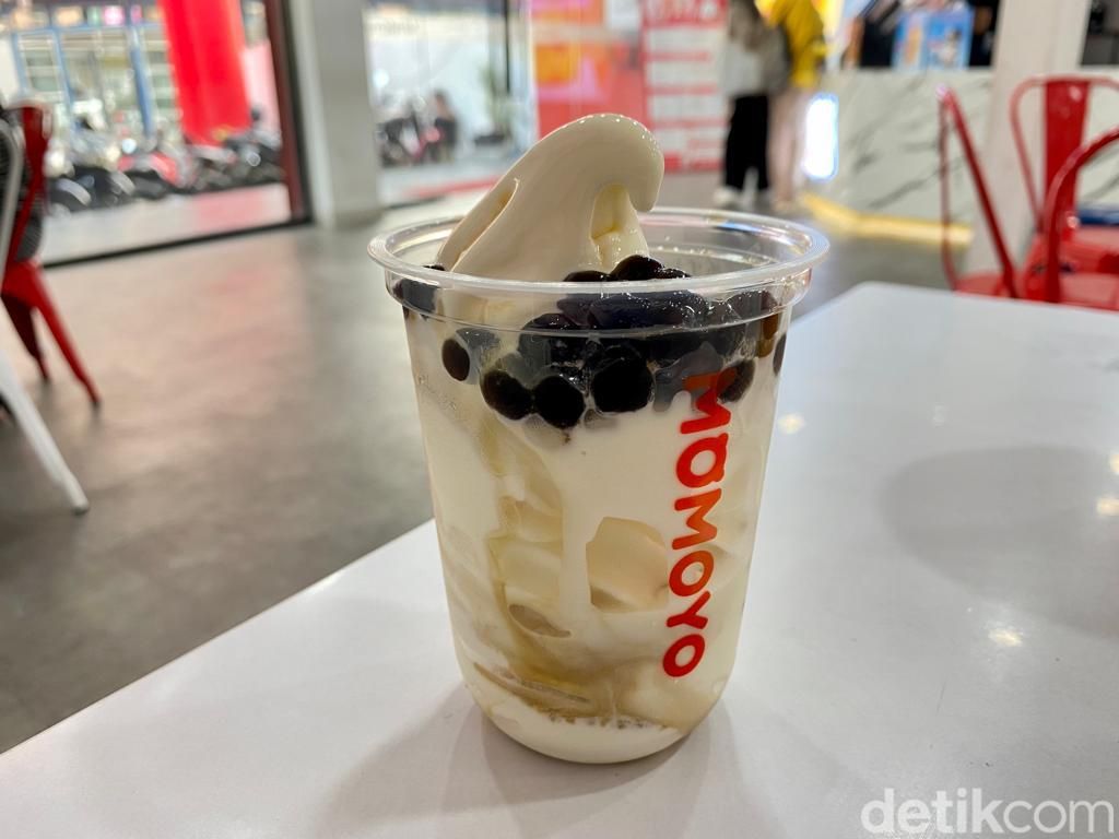 Adu Rasa Tiga Es Krim Kekinian Murah Meriah, Mana yang Paling Enak?