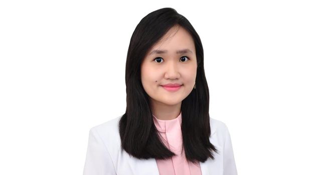 dr Anna Ghozali,Sp.PD primaya hospital evasari