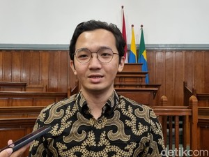 Keren, Dokter Muda FK Unair Diterima S2 Public Policy di Harvard