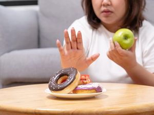 Waspada! Ini 7 Tanda Kondisi Tubuh Jika Terlalu Banyak Makan Gula