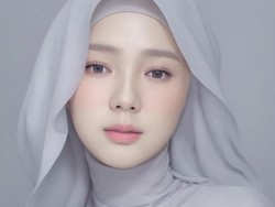 Ketika 8 Influencer Berhijab Ikut Tren AI Wajah Korea, Siapa Paling Cantik?